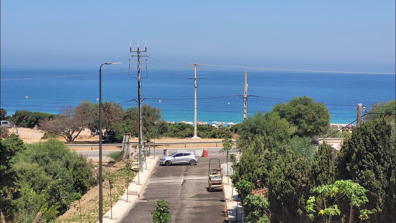 قطعة أرض للبيع خاصة بالفيلات طنجة شاطئ سيدي قنقوش 216 م بثمن 200