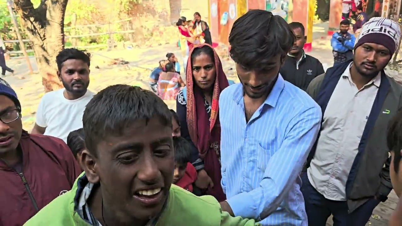 बलिया जिले के पकड़ी गांव में खिचड़ी खाने से हो रही बीमारी खत्म,  बोले  सब काली माई की कृपा हैं 