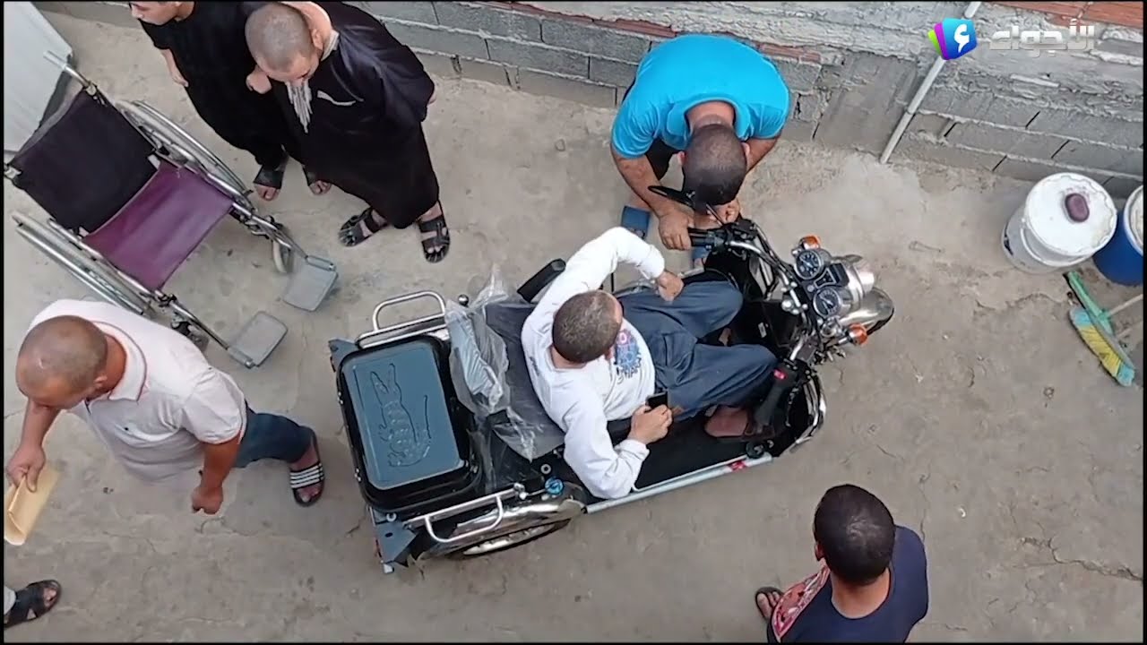 بعدما نشر نداء لأهل الخير .. تحقق حلم مواطن من ذوي الاحتياجات الخاصة في شراء كرسي متحرك
