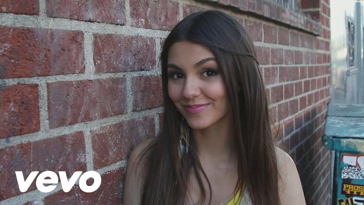 All I Want Is Everything - Behind The Scenes (Video)