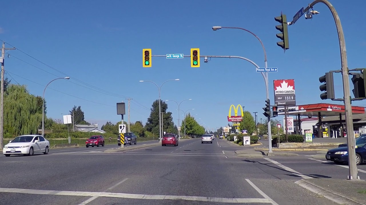 Touring Nanaimo BC Canada - Driving on Island Highway to Departure Bay - 2017