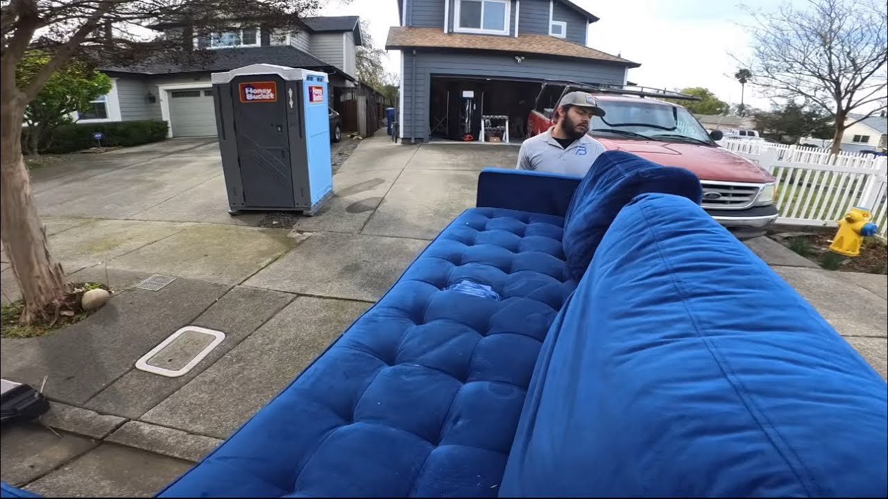 Junk Removal in Windsor, CA – Couch & Garage Cleanout!