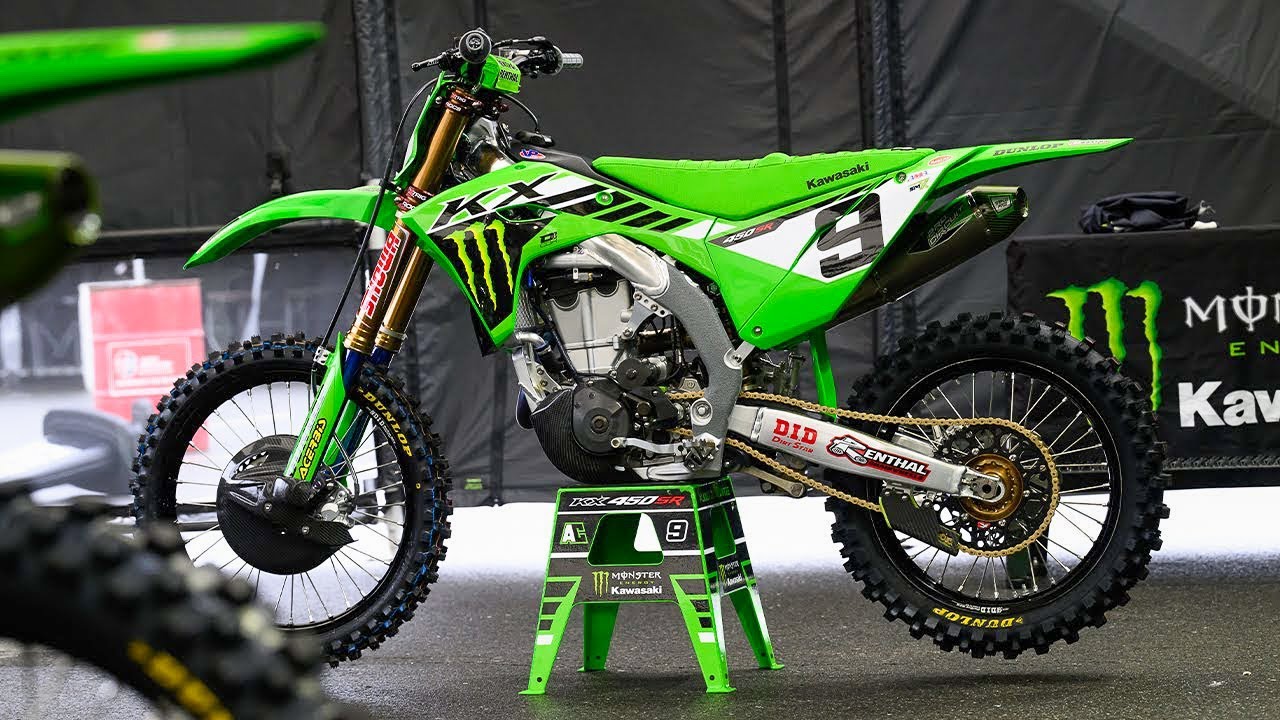 Foxborough Supercross Best in the Pits
