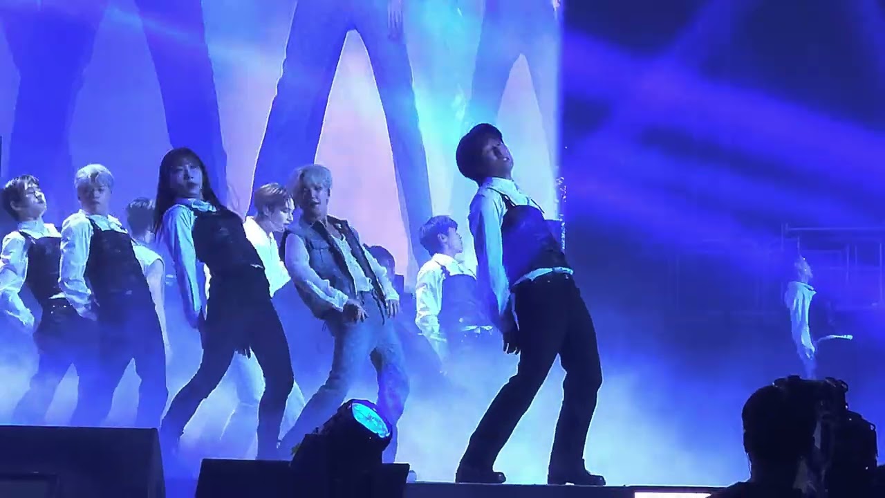 SEVENTEEN - SPELL (WEVERSE CON 240616 FANCAM)