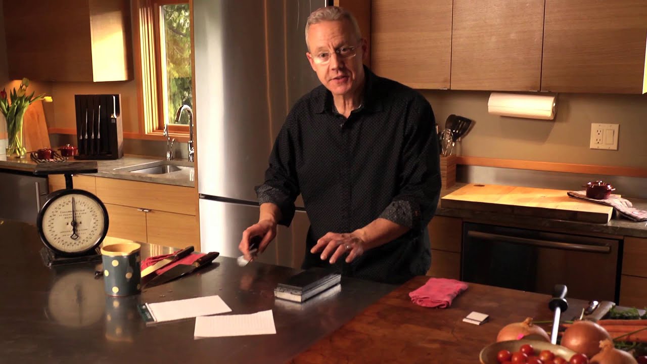 Afilar un cuchillo con piedra de afilar con Bob Kramer