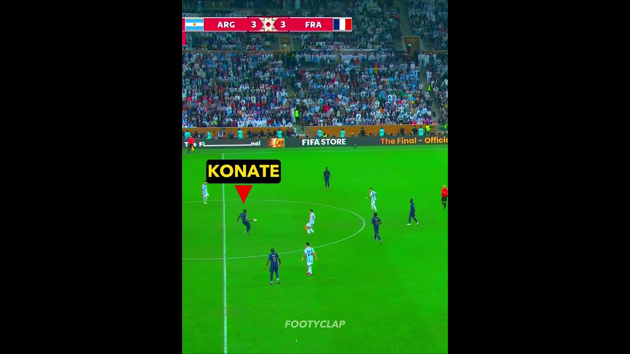 Kolo Muani Missed A Big Chance 🤯