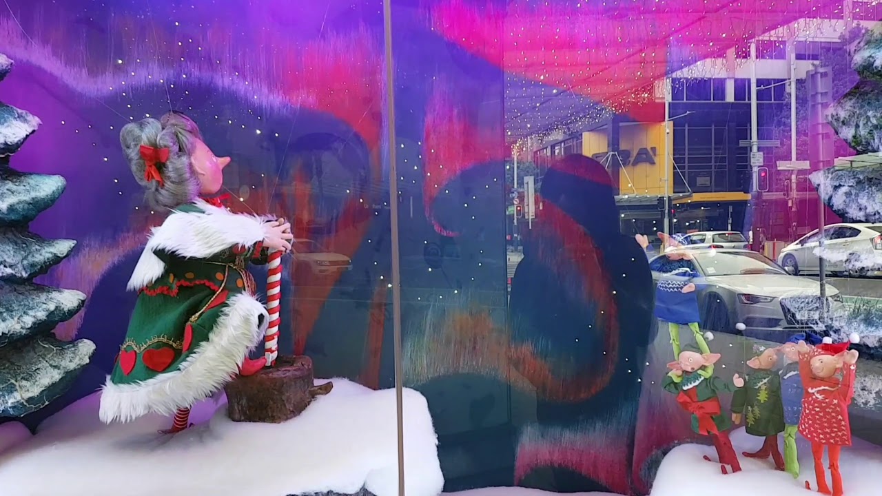 Explore NZ: And because it's already December- at Auckland City Centre