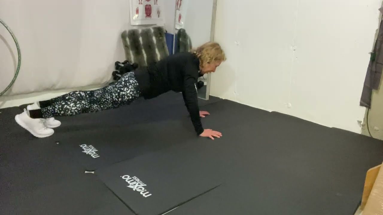 How to do a push up on the ground