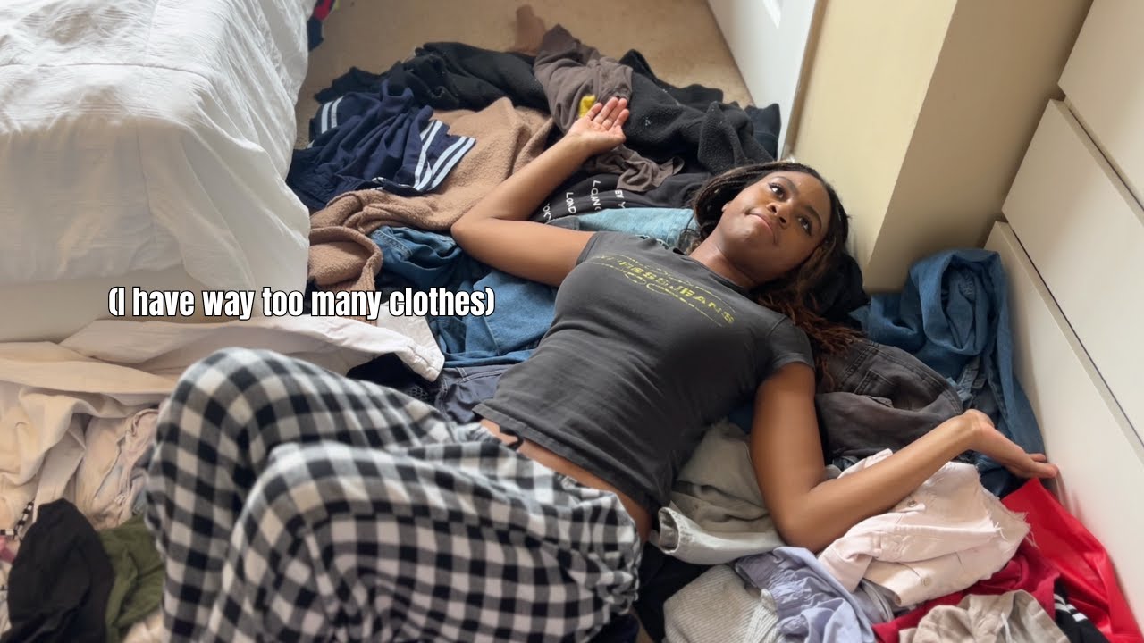 Clean out my closet with me! (somewhat successful)