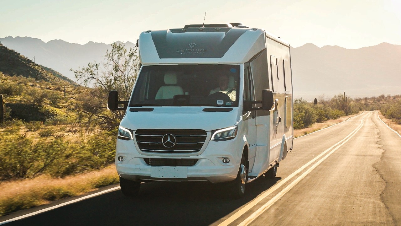 2026 Unity Rear Lounge