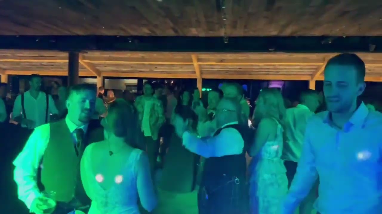 DJ Tom Cosyns Salons Waerboom Groot Bijgaarden