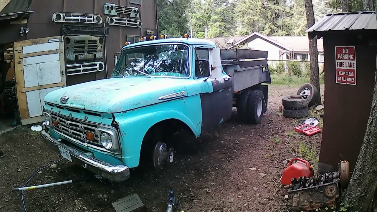 1964 Ford F350 dump truck - Wheel upgrade and hauling / dumping gravel