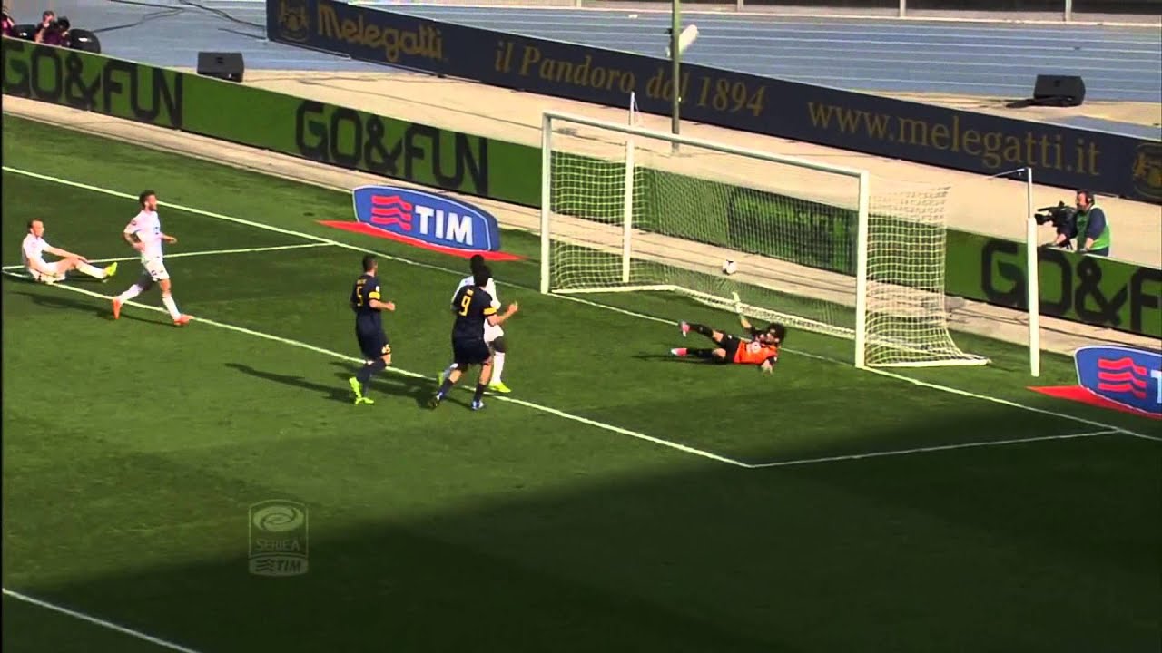 Hellas Verona  (gol del girone di ritorno)   Serie A 2013 2014