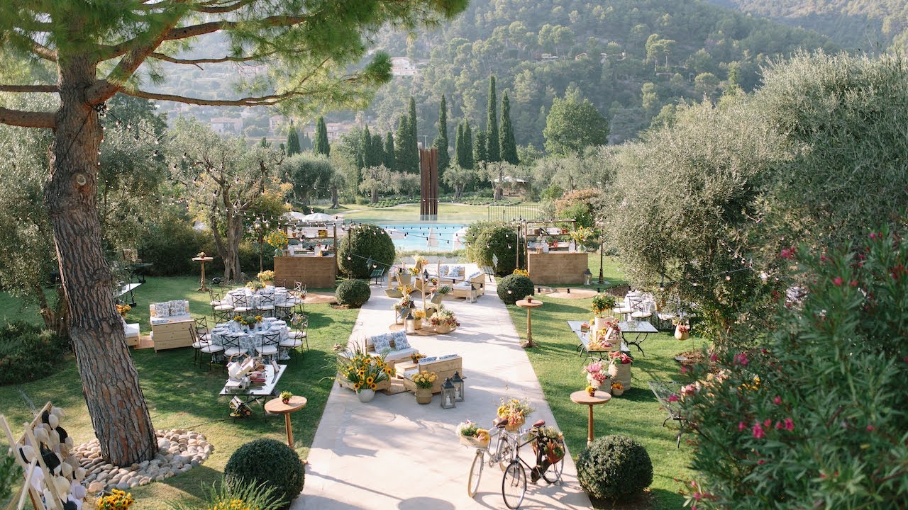 Provencal Market Party - a garden party style wedding welcome event in the South of France