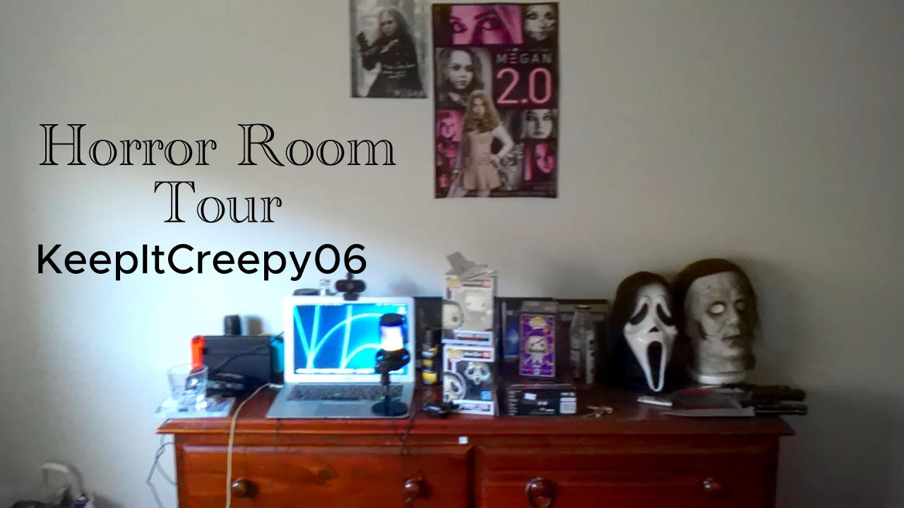 My Horror Room Tour!!