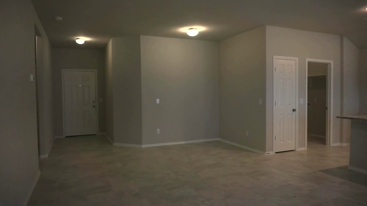 My BRAND NEW Rausch Coleman home is almost complete! Quick check-in.