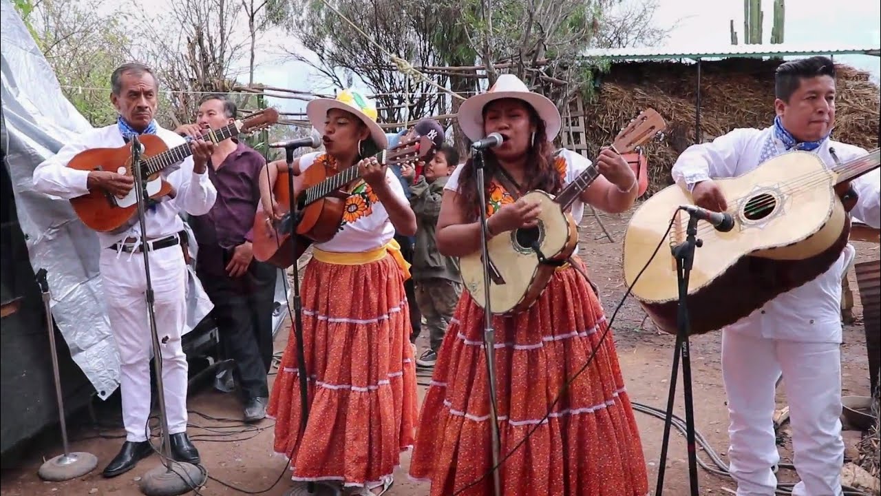 Ojitos soñadores - Hermanas Valle  