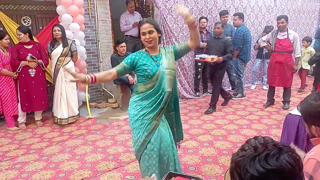 khubsurat kinnar dance Delhi || kinnar dance lovely kinnar 