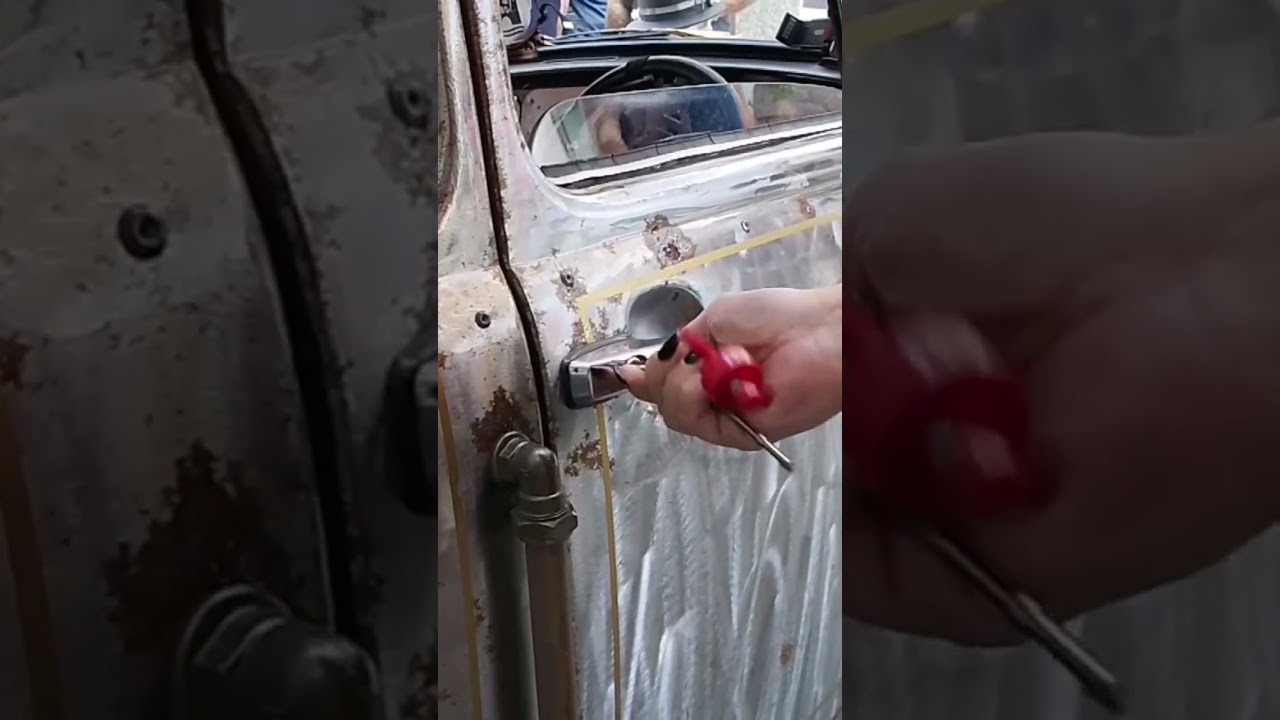 what's going on here #rust #viralyoutubeshorts #best #car #vw #volkswagen #cars #ukcarlife #ratrod