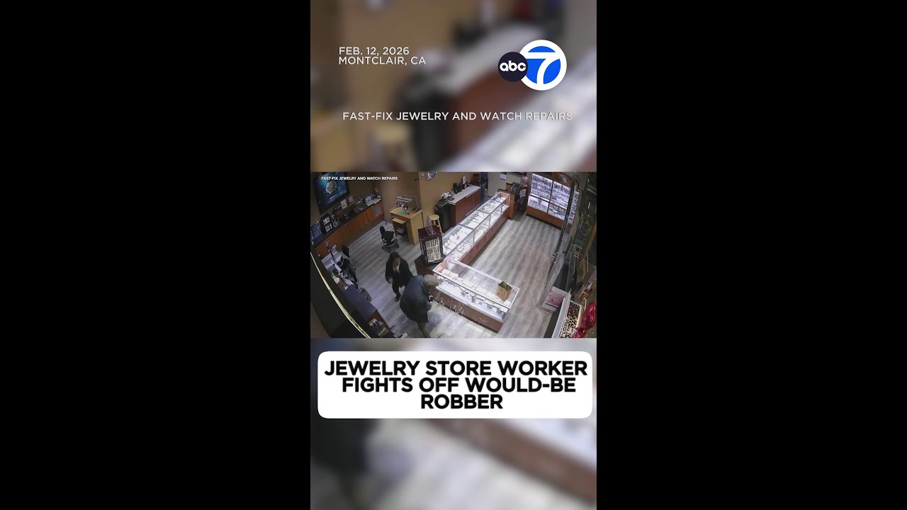 Jewelry store worker fights off armed would‑be robber