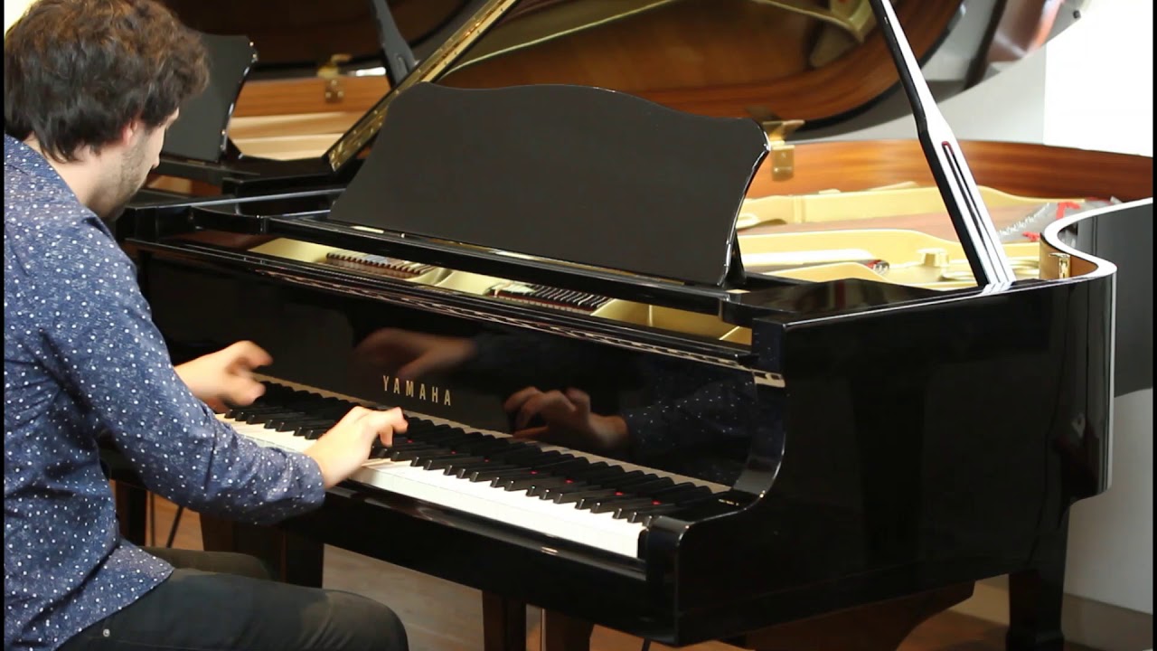 Yamaha C5 grand piano - Luis Fonsi 