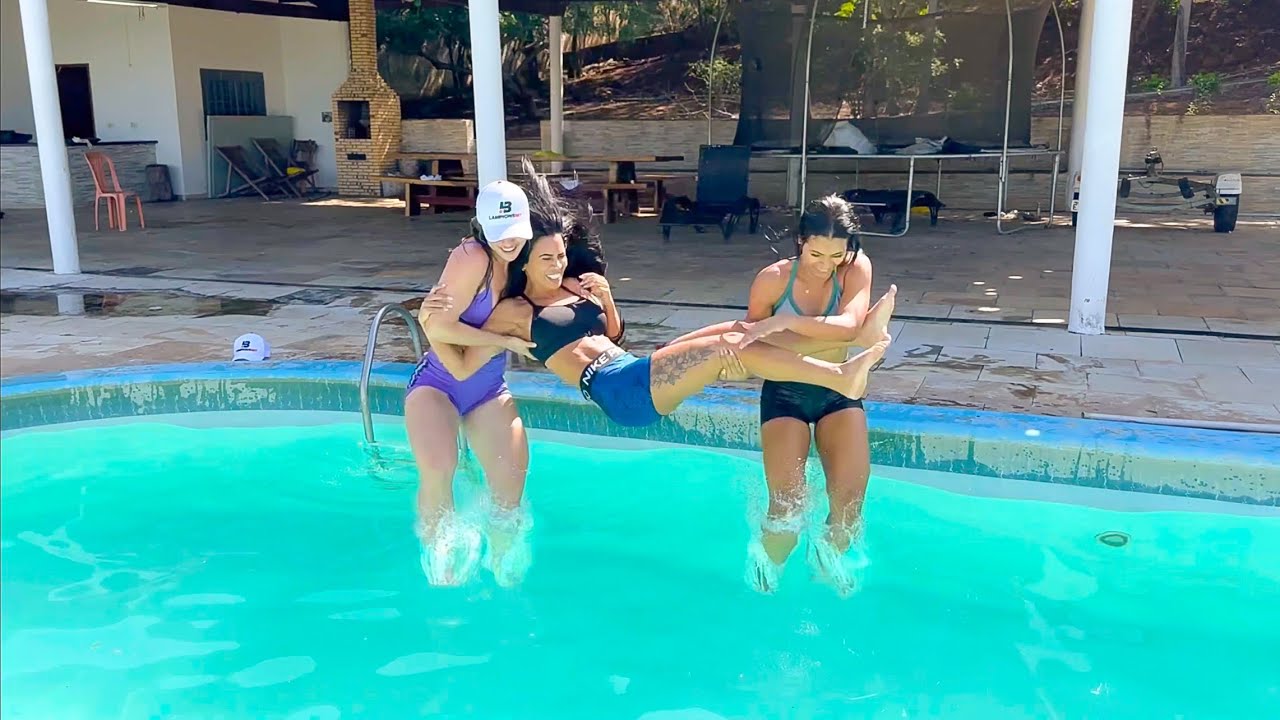 THAMIRES E SAMARA JOGAM VANESSA NA PISCINA | THAMIRES THUANNY