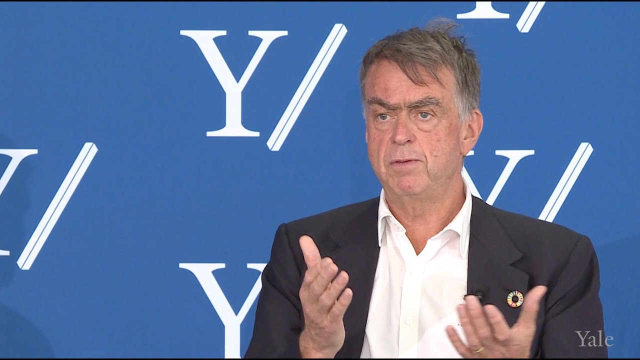 Dean’s Fireside Chat with André Hoffmann, Vice-Chairman of Roche