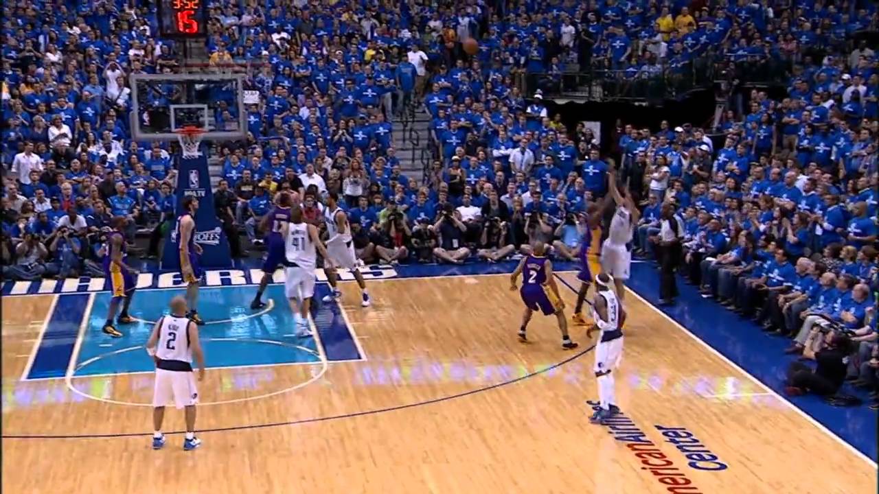 Dirk and Peja lead Mavs to big comeback, 3-0 series lead