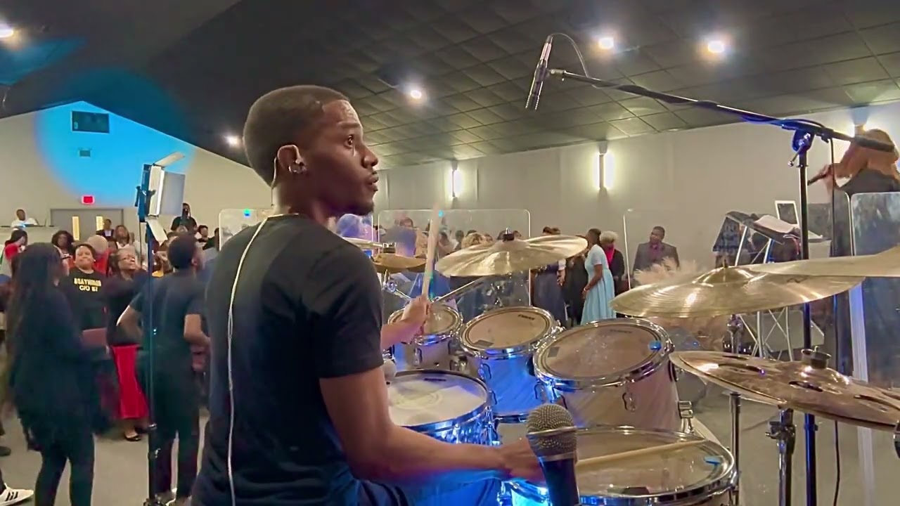 Aj Jones Smacking On A Praise Break 🥁🔥🔒