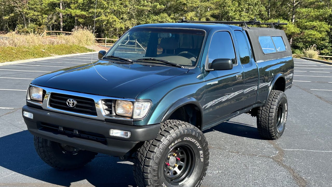 CLASSIC 1997 TOYOTA TACOMA 4X4 V6