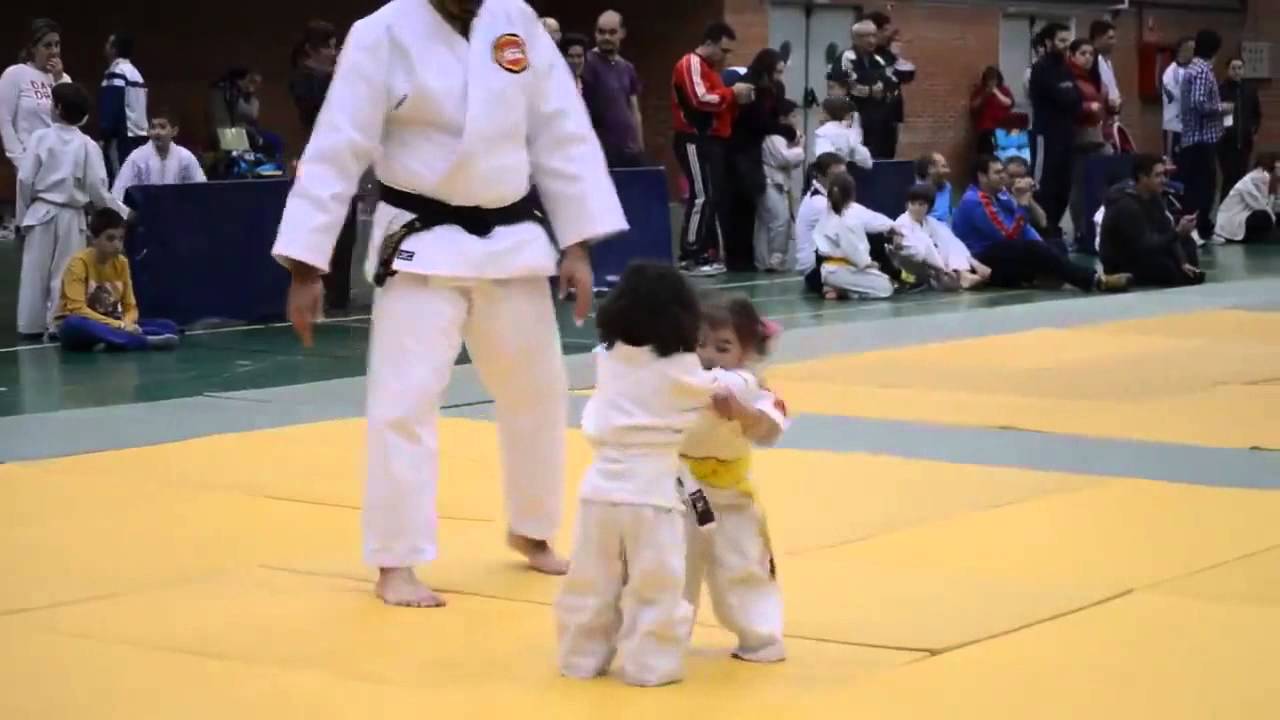 Kid fighting 2014