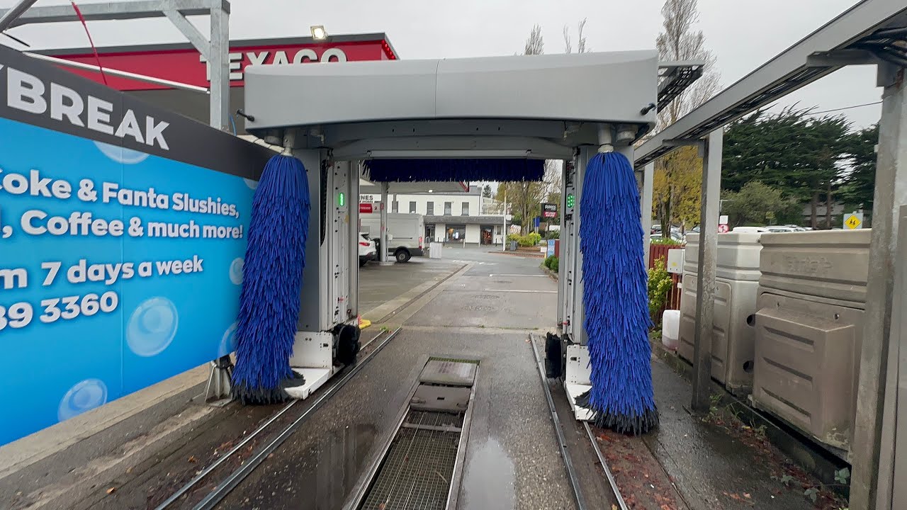 Christ Sirius C16 At Texaco - Dublin Ireland
