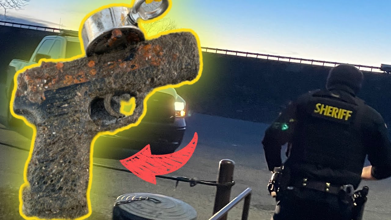 I found a GUN while Magnet Fishing *COPS CALLED*