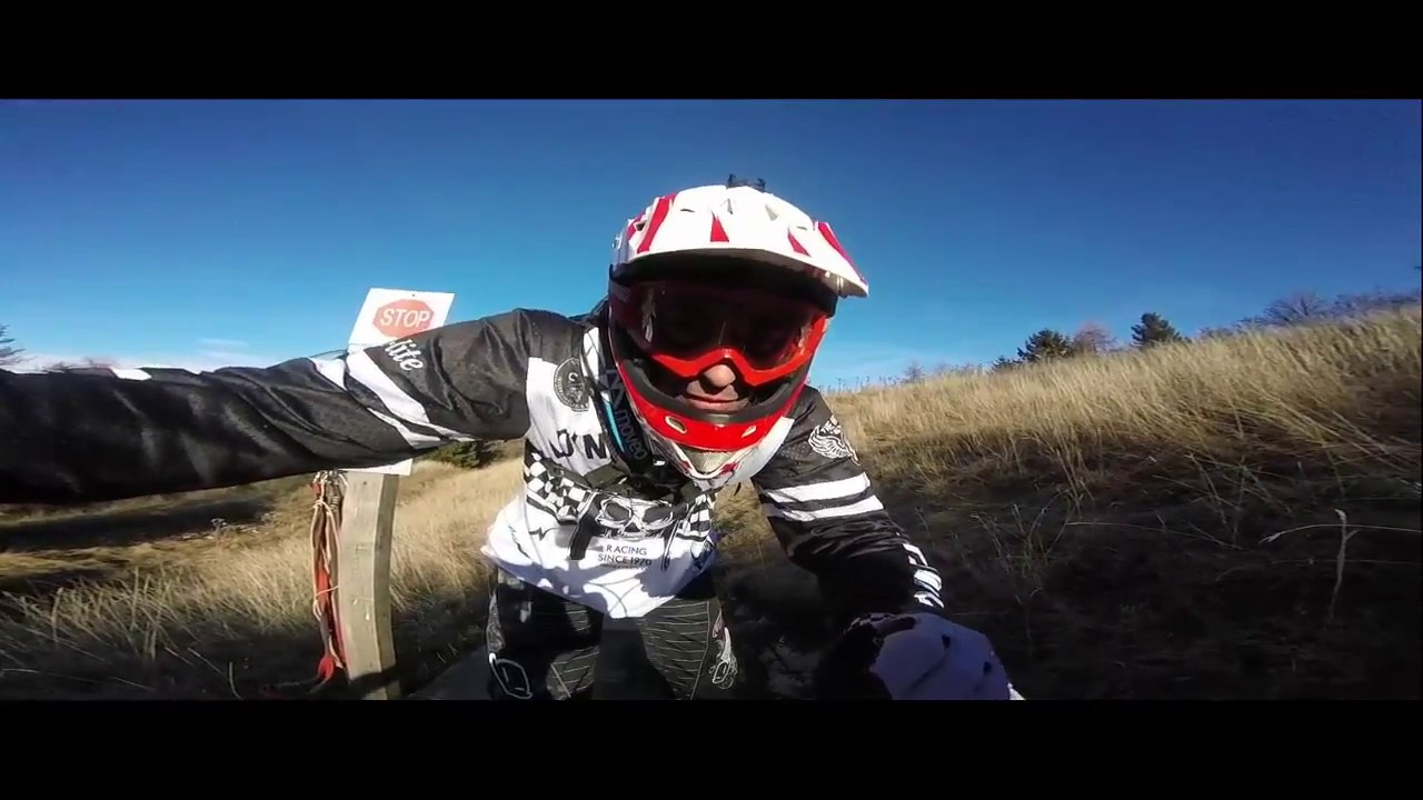 Downhill bike Park Monte San Primo pista nera - Devinci Wilson