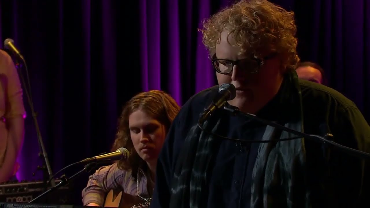 Kári Egils - Something Better (Live at Gísli Marteinn)
