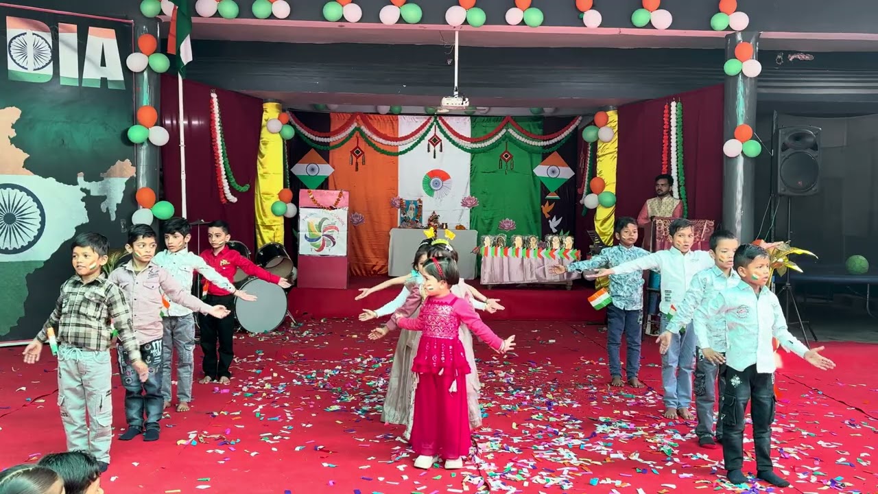 Class UKG dance Happy Republic day 2026 special The Unique public School.🏫
