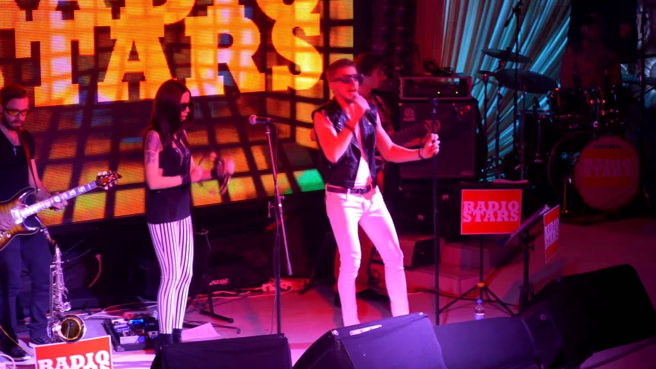 RADIOSTARS - Musica (Fly Project cover) [Live in Caprica]
