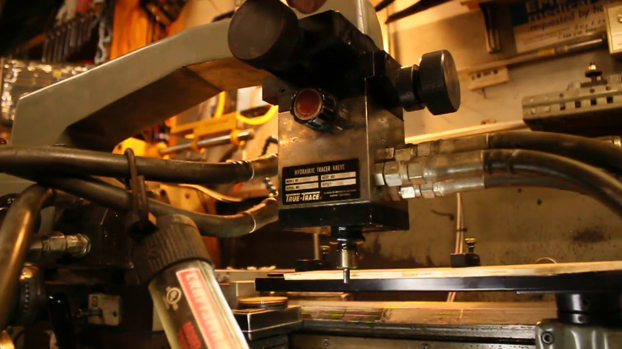 Tracing on a lathe