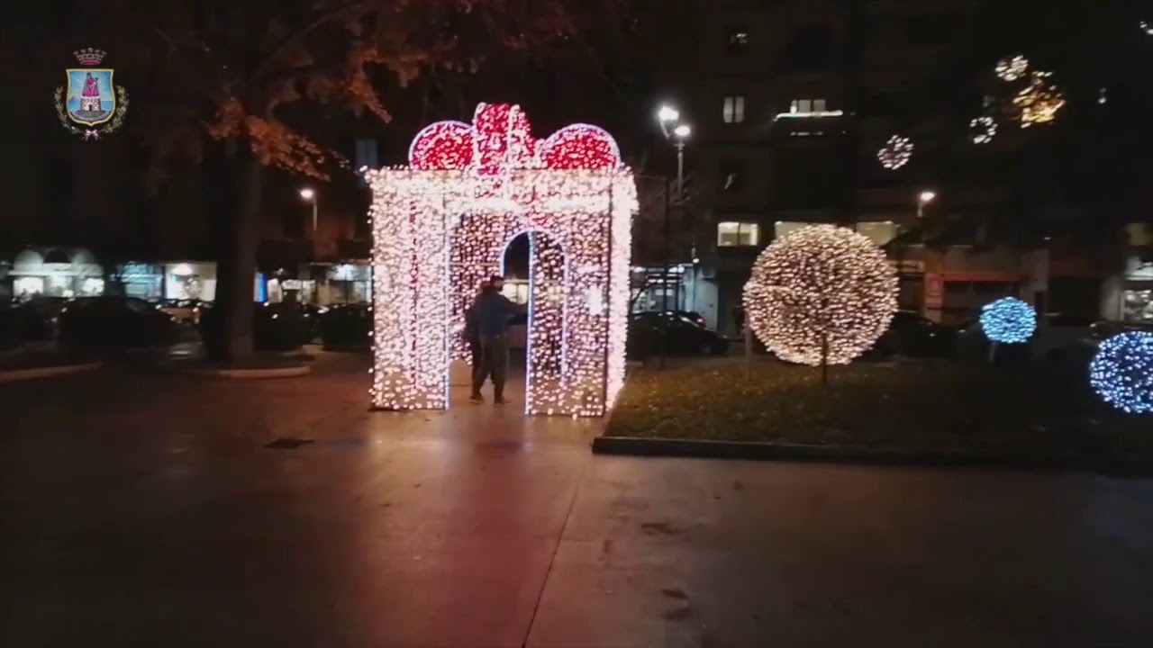Castellammare di Stabia (NA) - Natale 2020: Castellammare ha bisogno di luce (08.12.20)
