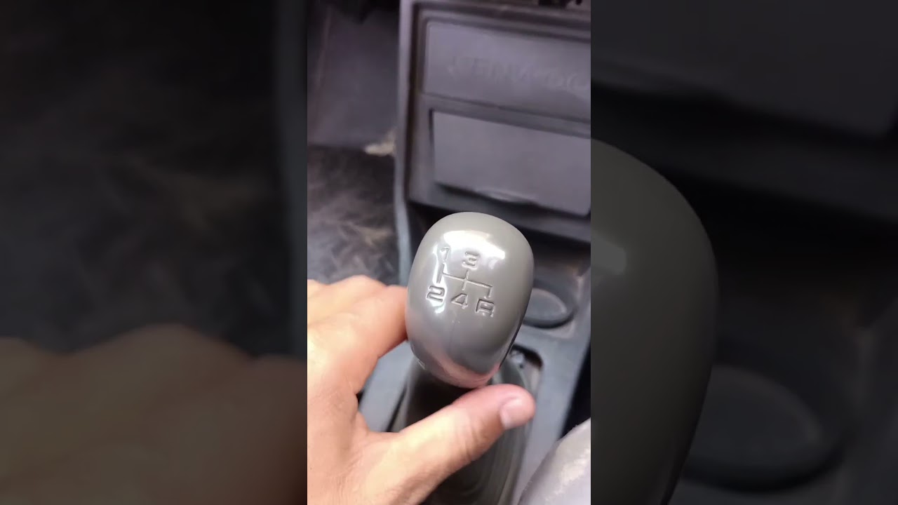 Mehran car ke gear #viral_video #foru