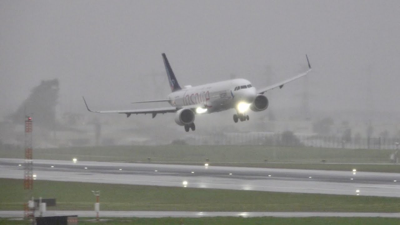 Impressive Go-Arounds at Lisbon Airport During a Severe Storm