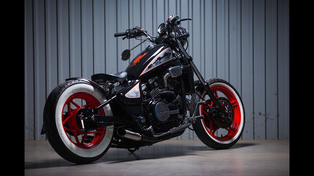 Honda Magna bobber