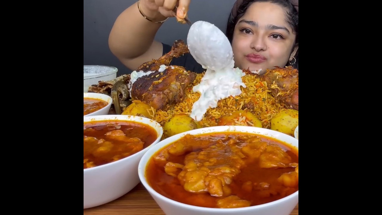 ASMR: EATING SPICY CHICKEN CURRY🔥 BASMATI RICE || #shorts #mukbangn#asmreating #mukbangasmr #asmr