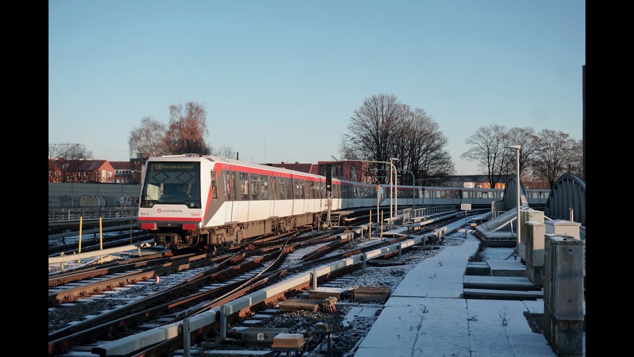 DT4 auf der U3 am 17.12.2022