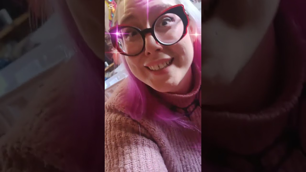 TUTTO IL DISAGIO DI QUESTO VIDEO, ASPIRATO VIA DALL'ASPIRAPOLVERE LEFANT M1.