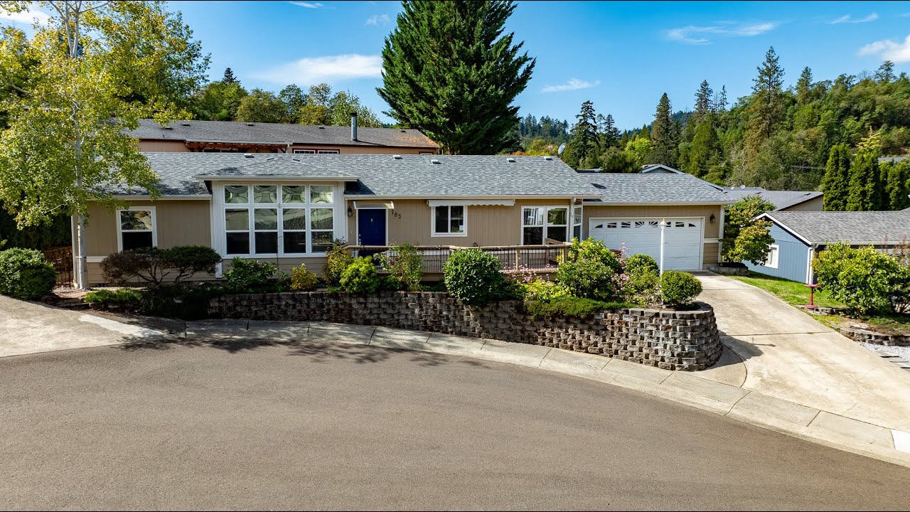 Home Sold Bt the G Team in Canyonville, OR 97417 3 bd | 2 ba | 1458 sqft