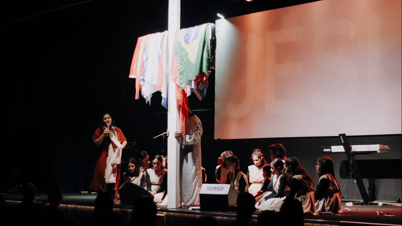 Espet&aacute;culo Peregrinos na terra