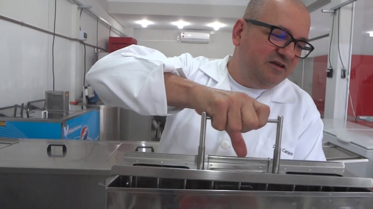 Curso de Sorvetes Denis Campos.