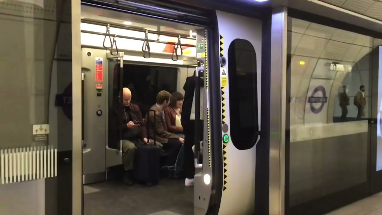 Trainspotting at Bond Street - Elizabeth line