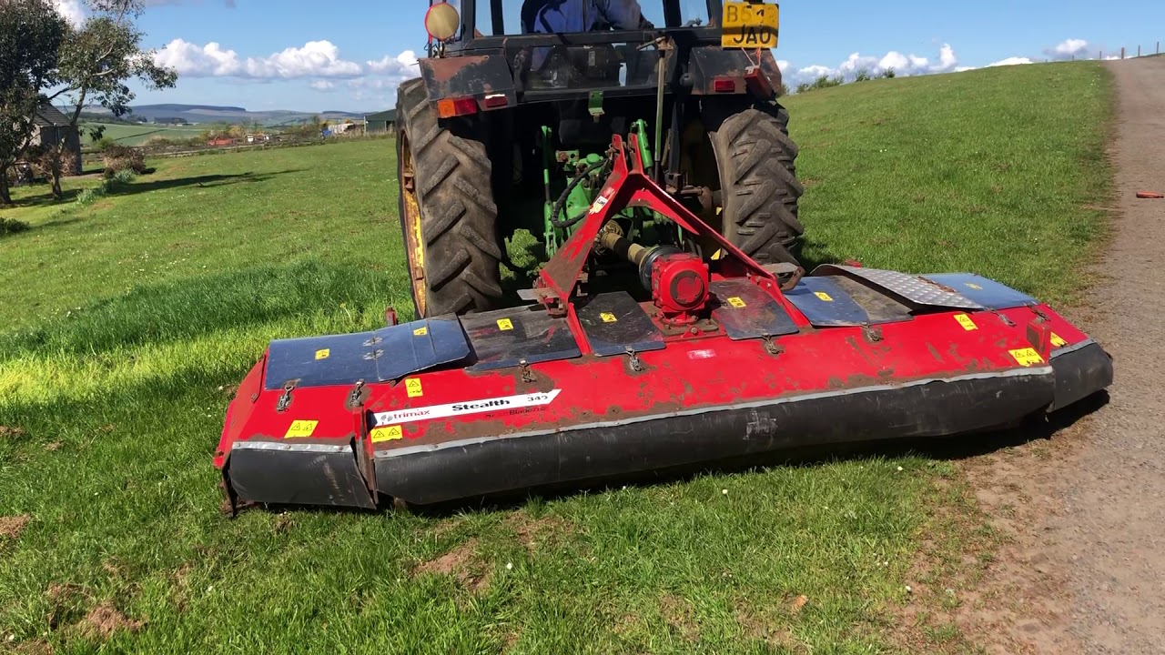 Trimax stealth S2 340 finishing mower